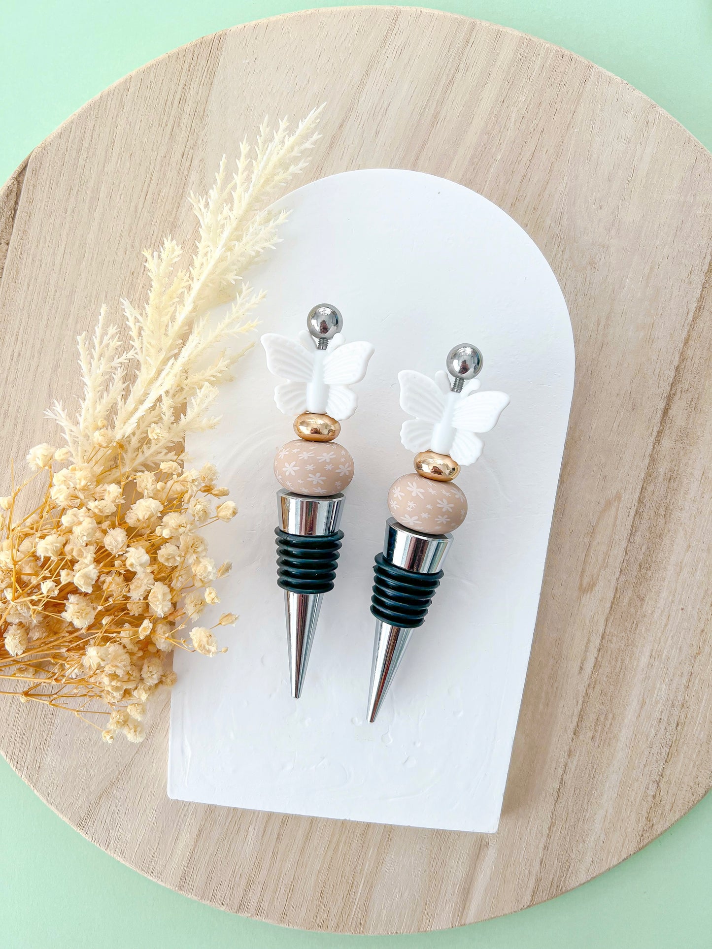 Butterfly Beige Garden Wine Stopper