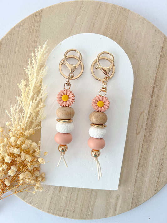 Daisy Peach Keychain