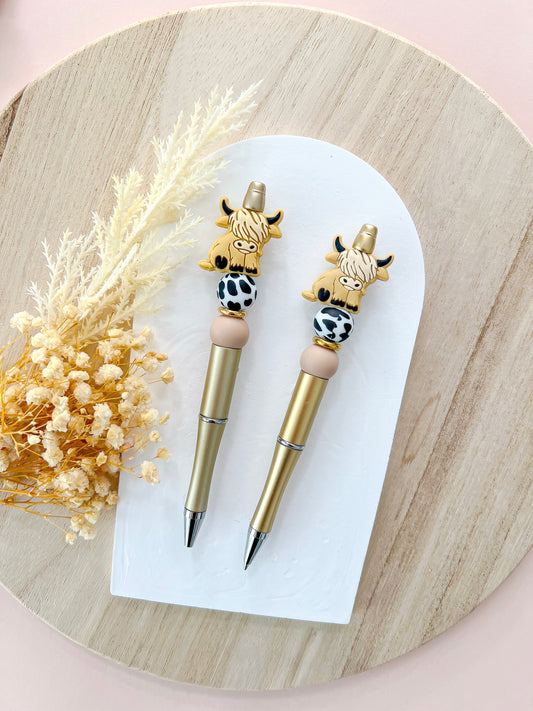 Highland Cow (Buttercup) Pen