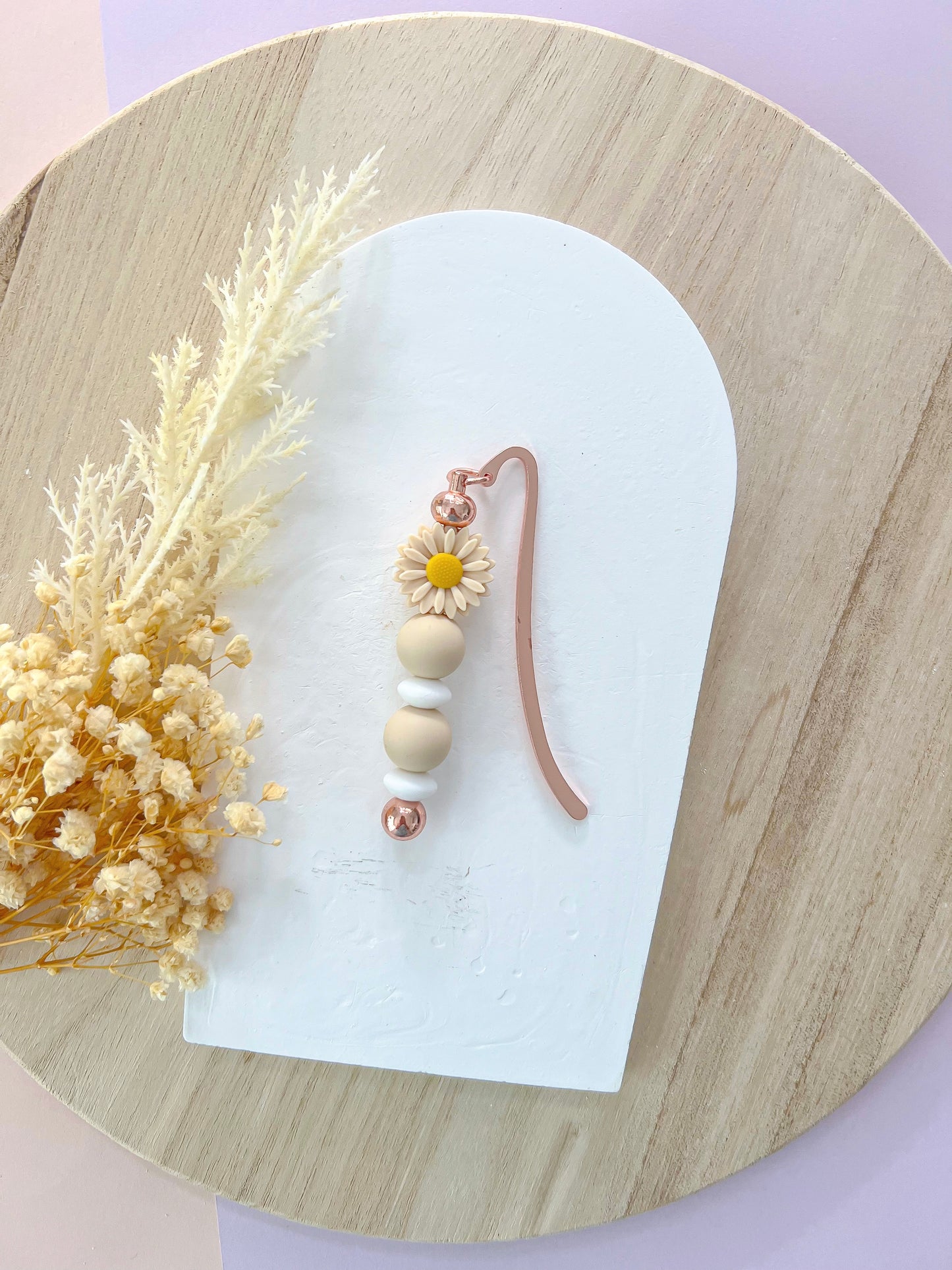 Daisy Beige Bookmark