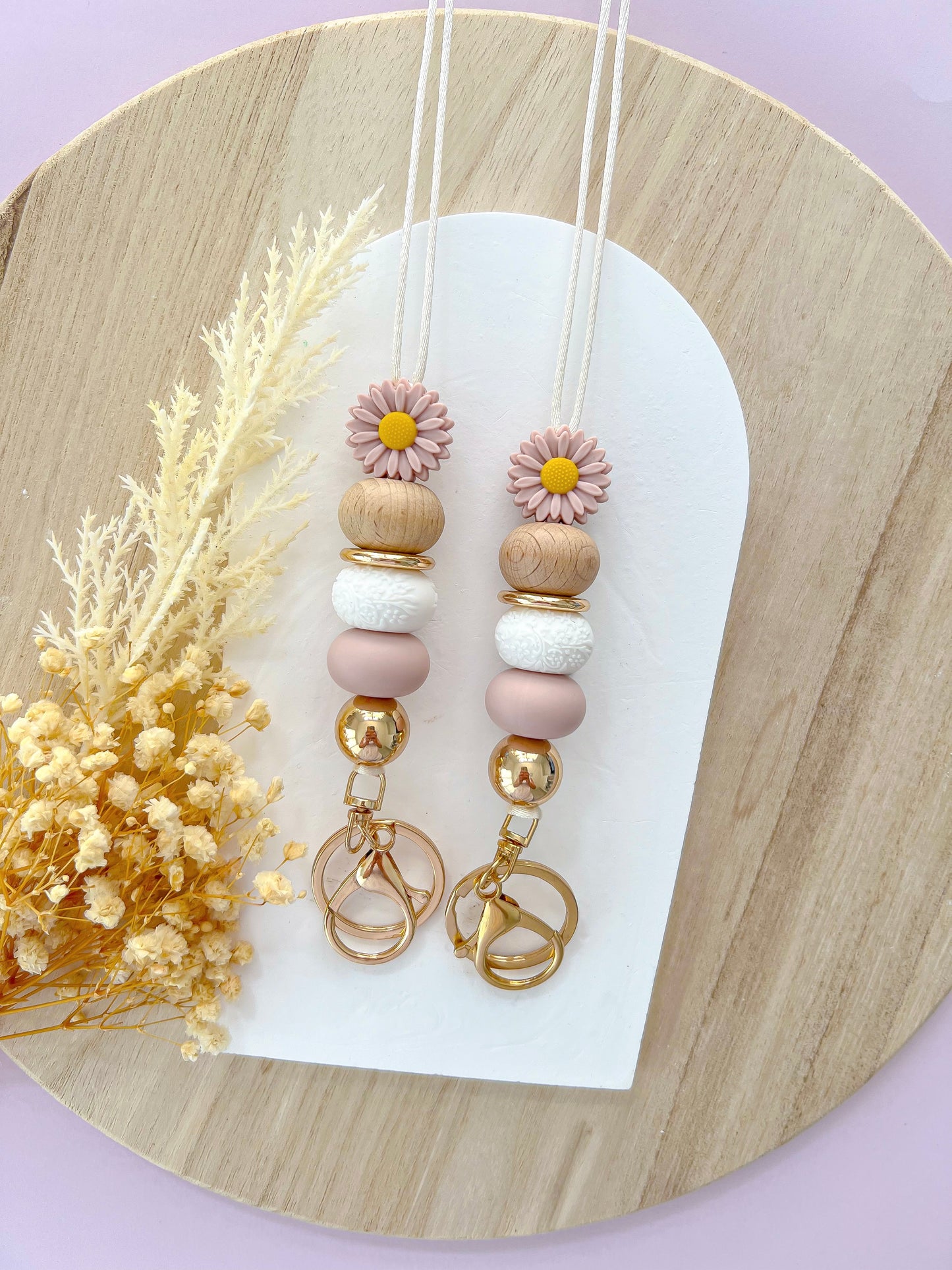 Daisy Nude Lanyard
