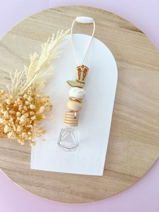Western Boot Beige Glass Diffuser