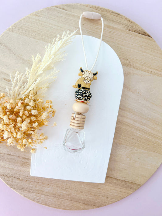Highland Cow (Buttercup) Glass Diffuser